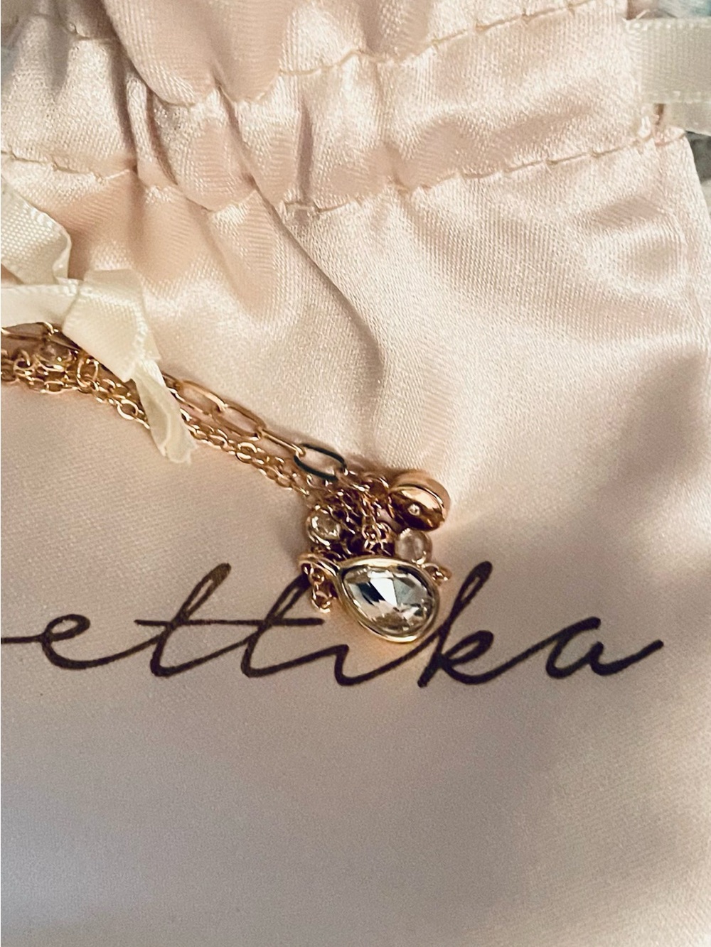 ETTIKA Dripping Crystals Drop Necklace 18k Gold Plated CZ w/Pouch *NWT* - Picture 10 of 16